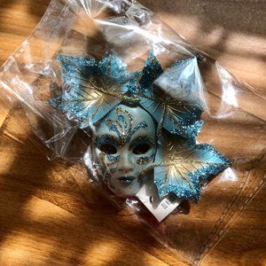 NEW! Blue Venice Mask Magnet